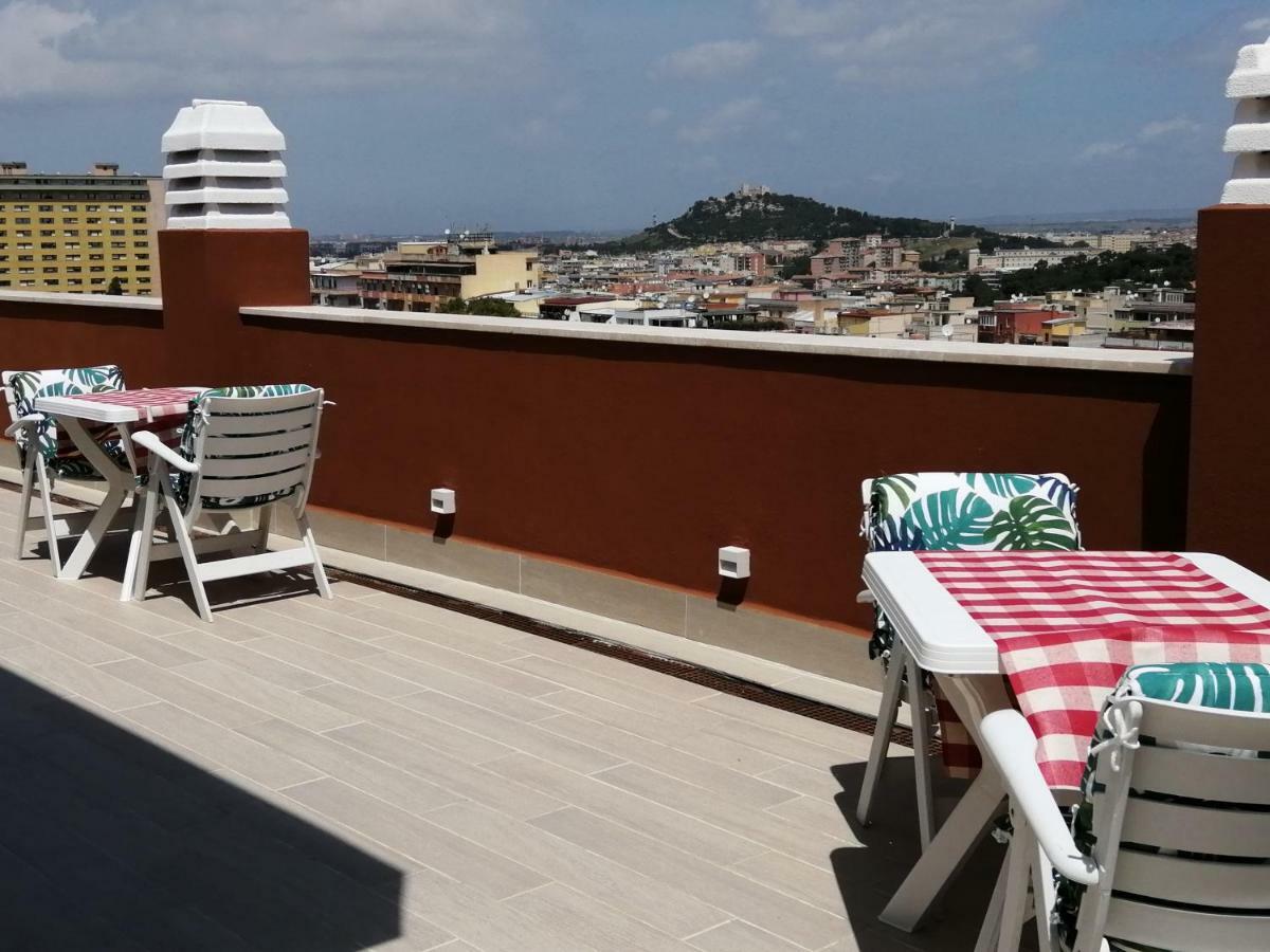 Quarantacinque Ospitalita Hotel Cagliari Ngoại thất bức ảnh