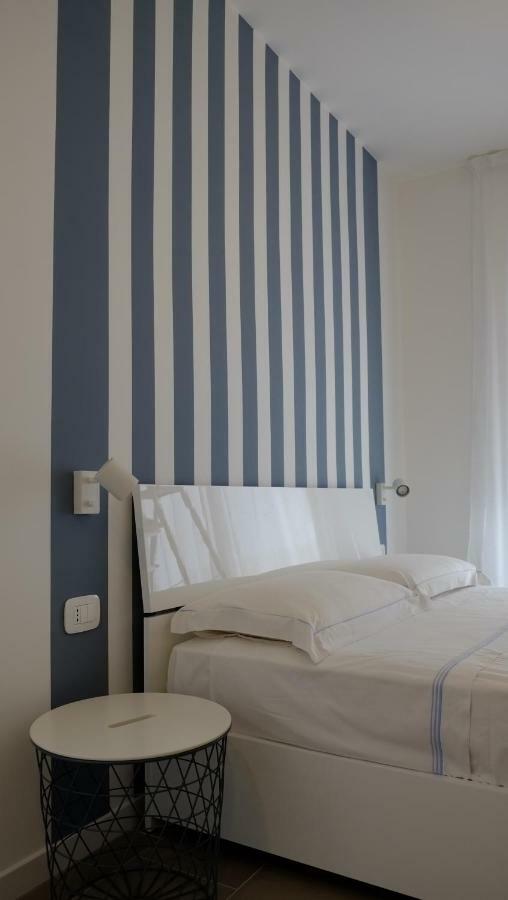 Quarantacinque Ospitalita Hotel Cagliari Ngoại thất bức ảnh