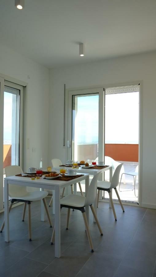 Quarantacinque Ospitalita Hotel Cagliari Ngoại thất bức ảnh