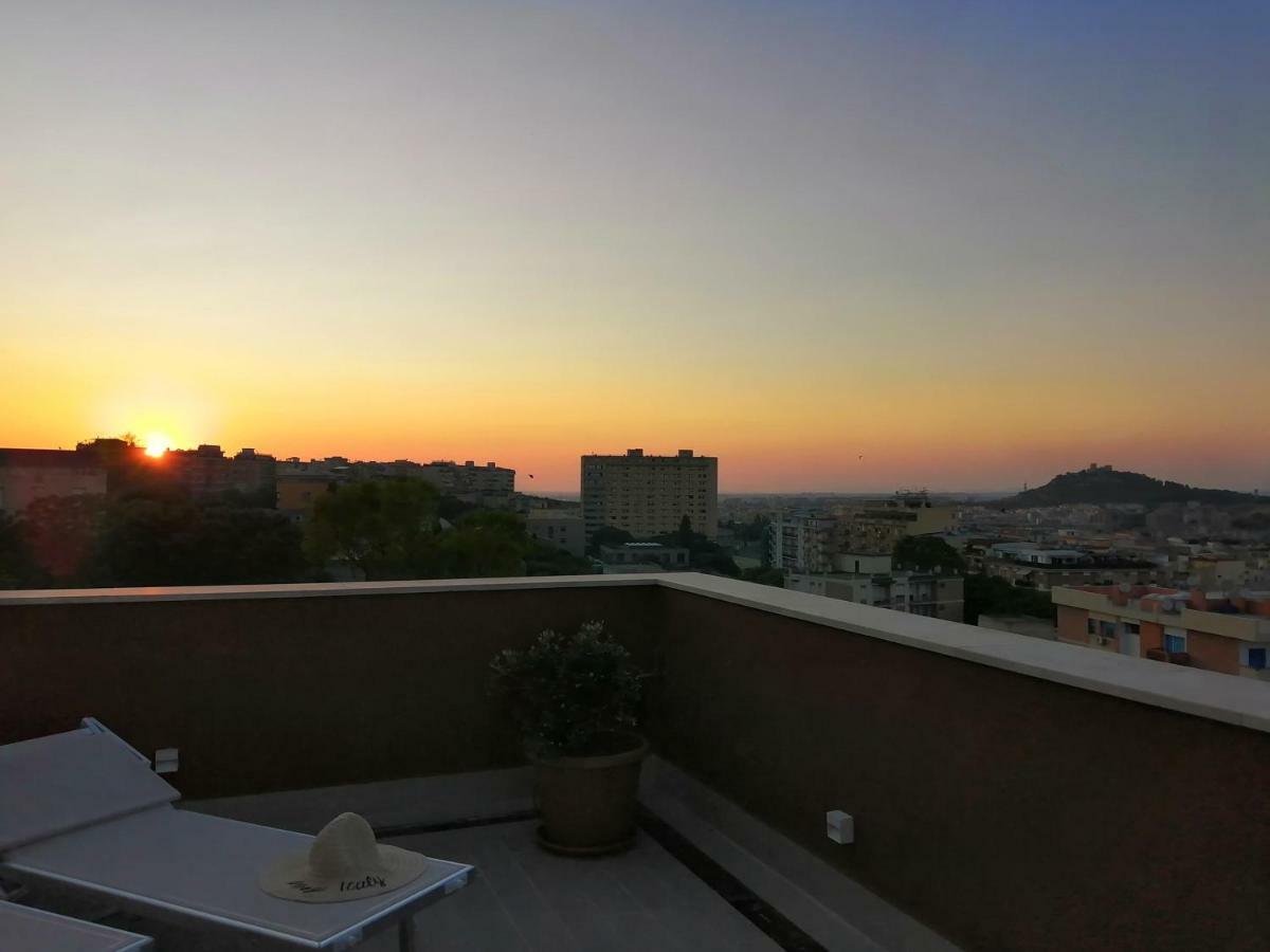 Quarantacinque Ospitalita Hotel Cagliari Phòng bức ảnh